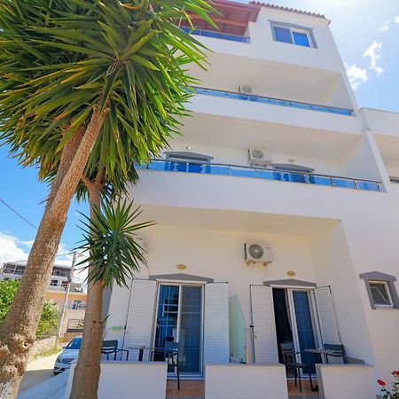 Hotel Deja Vu Ksamil Buitenkant foto